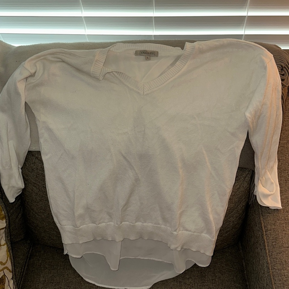 Women’s light weight sweater